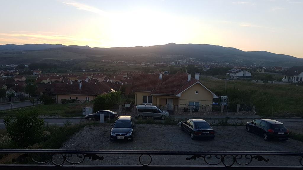 Sara, Alba Gyulafehérvár Kültér fotó